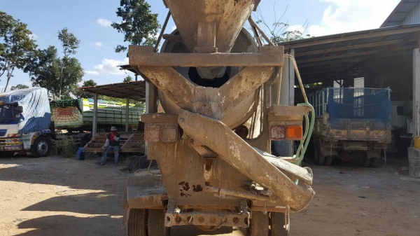 ขายรถโม่ปูน 3 คิว 6 ล้อ ISUZU ROCKY เครื่อง 6BG1 175 แรงม้า คัสซีสวยตลอดเส้น เบรคทิฟฟี่ พวงมาลัยพาวเวอร์ เอกสารเล่มทะเบียนพร้อมโอน