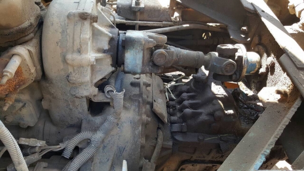 ขายรถโม่ปูน 3 คิว 6 ล้อ ISUZU ROCKY เครื่อง 6BG1 175 แรงม้า คัสซีสวยตลอดเส้น เบรคทิฟฟี่ พวงมาลัยพาวเวอร์ เอกสารเล่มทะเบียนพร้อมโอน