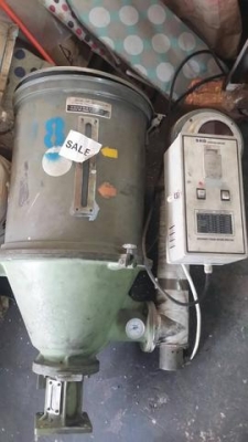 ตู้อบเม็ดพลาสติก hopper for injection machine 50 kg ติดต่อ 0898135855