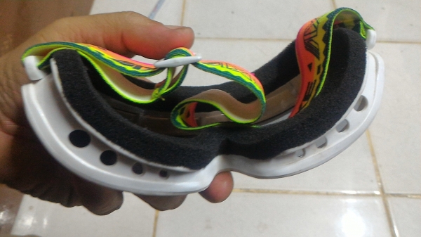 (แบบที่ 4 ) แว่นตาสปอตกรองแสง AXE ใส่เล่นกี่ฬา หรือใส่ขี่รถอย่างสวยจากญี่ปุ่น