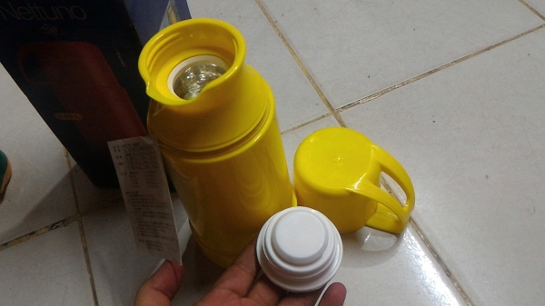 กระติกน้ำ Nettuno ระบบสุญญากาศเก็บความร้อน - เย็น ขนาด 0.5 ลิตร