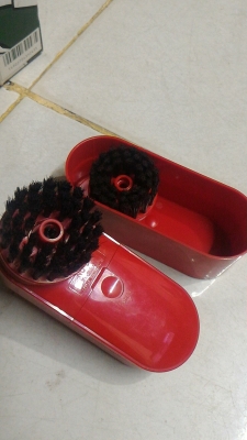 เครื่องขัดมันและทำความสะอาดรองเท้า National ของใหม่มีชุดแปรงขัดให้สองอัน