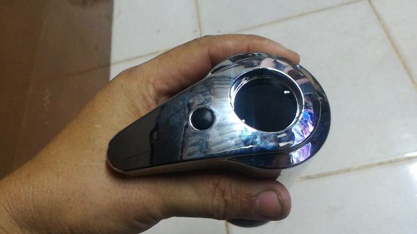 เครื่องจ่ายของเหลวระบบอัตโนมัติ แค่ใช้มือมารอที่จ่ายเครื่องจะจ่ายของเหลวออกมาให้