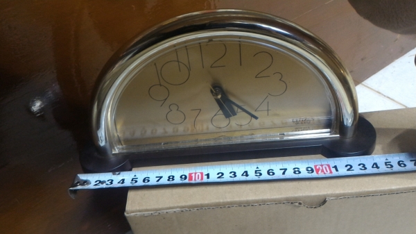 นาฬิกาตั้งโต็ะ CITIZEN ตัวค่อนข้างใหญ่ ของใหม่เก่าเก็บในกล่องอย่างดี ผลิตจากญี่ปุ่น