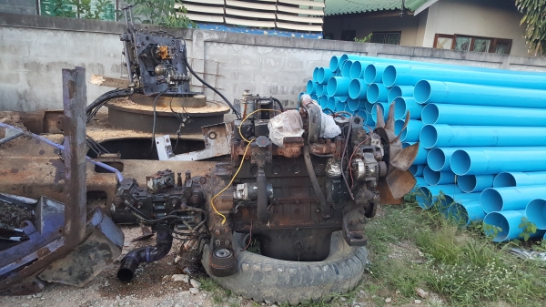 ขายด่วน เครื่อง+ปั้ม ใส่ KOMATSU PC200-6-7 สภาพสวย