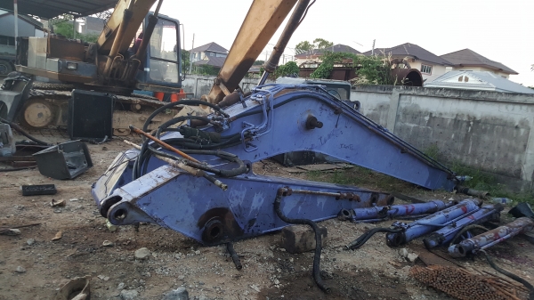 ขายด่วน บูม+อาม KOMATSU PC200-7 สภาพสวยจัด