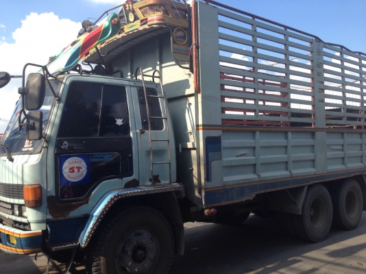 ขายรถ 10 ล้อ อีซูซุ คัซซี่ JCM เครื่อง 175 แรง เพลาเดียว เบรกทิฟฟี่ เพลาหลังจัมโบ้