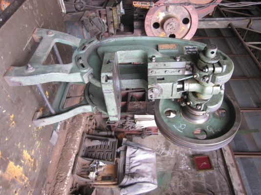 เครื่องปั๊มข้อเสือ