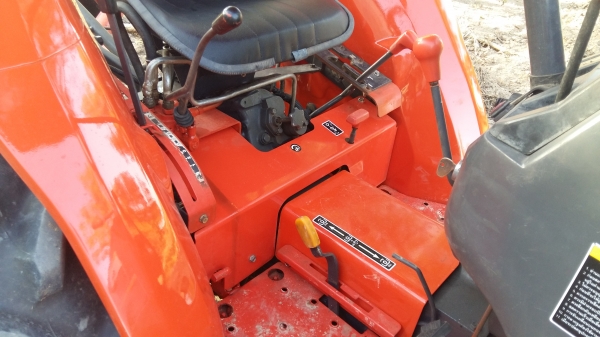 ขายคูโบต้าL3408DIถูกๆสวยๆครับ พร้อมใช้งานเลยครับ เครื่องแน่น เกียร์ดี เล่มทะเบียนพร้อมครับ