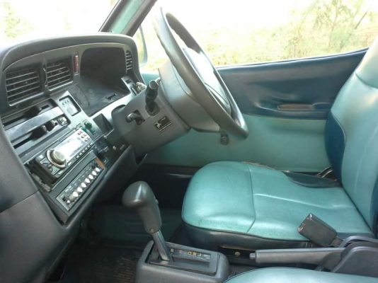 ขายรถตู้ ปี 2000 หัวสูงตาเพชร เครื่อง 2j wwti เบาะนั่งสี่แถว พร้อมใช้งาน ขายรถตู้ ปี 2000 หัวสูงตาเพชร เครื่อง 2j wwti เบาะนั่งสี่แถว พร้อมใช้งาน