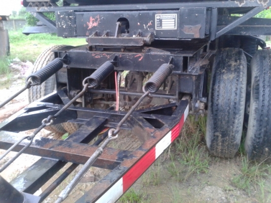 (ปิดการขายผุ้ใหญ่ออ๋ง จ . อยุธยา )หางพ่วง 3 เพลา  ดั้ม  สามมิตร ปี 53  (หางห้างแท้)  พร้อมใช้งาน เล่มติดมือ..