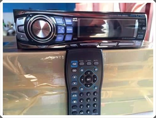 Alpine DVA-9861E