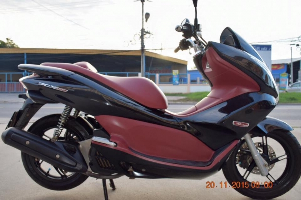 ฮอนด้า Pcx สีแดง-ดำ ปี 55 สภาพสวย ๆ เดิม ๆ ราคา เบา ๆ ฮอนด้า Pcx สีแดง-ดำ ปี 55 สภาพสวย ๆ เดิม ๆ ราคา เบา ๆ