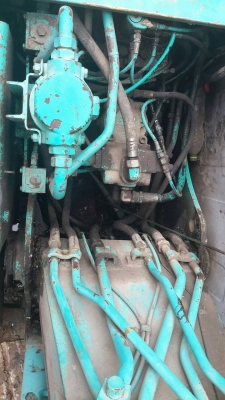 ขายรถแบคโฮ  KOBELCO  sk045 ติดลายหัวเจาะรถสวยพร้อมใช้(ใช้งานอยู่)ราคา555,000 090-772-3710 090-772-3708