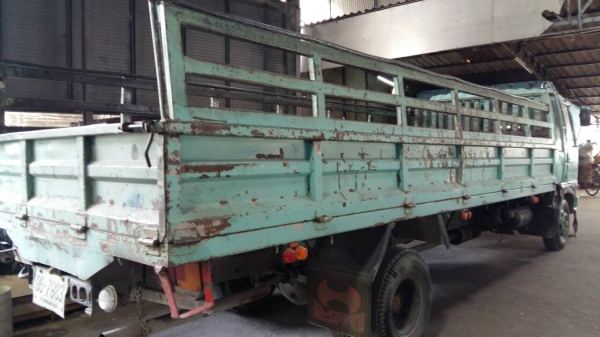 หกล้อ ฮีโน่ FD3H195ปี48 เบรคทิฟฟี ยาง8.25 ช่วงยาว6.5ม สภาพดีสวยเดิมพร้อมใช้ ทะเบียนพร้อมโอน