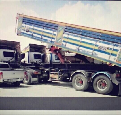 ขายครับ เทรเลอร์ 3 คาน มี 2 คันๆละ 2300000 ครับ ปี 54 ปี 53 ครับ