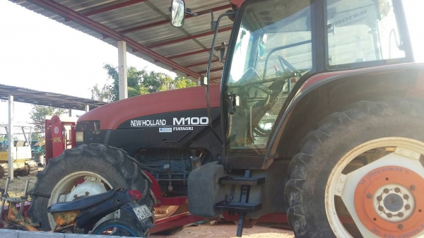 Newholland 790,000 บาท M100DT 4,500 ชั่วโมง (ใบมีด เครื่องตัด) เอกสารอินวอยท์ 090-772-3710 090-772-3708