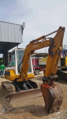 ขายรถแบ็คโฮ Komatsu PC40 รุ่น 6 เดิมๆ ตามรุ่น พร้อมใช้งาน เอกสารสัญญาซื้อขาย ขายรถแบ็คโฮ Komatsu PC40 รุ่น 6 เดิมๆ ตามรุ่น พร้อมใช้งาน เอกสารสัญญาซื้อขาย