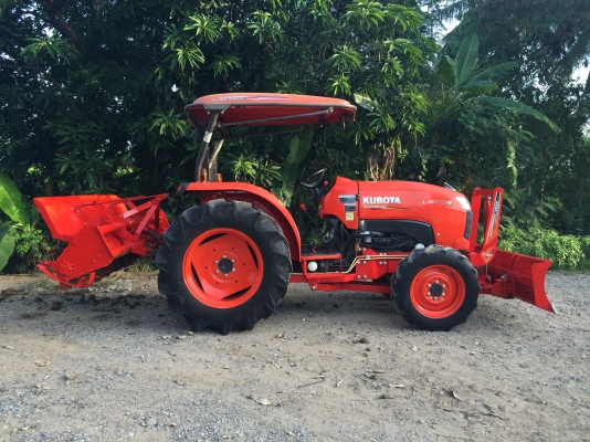 ขายรถไถคูโบต้า L4708 พร้อมอุปกรณ์ครบชุด รถสวยมีเล่มพร้อม สนใจติดต่อได้ที่เบอร์ 081-9136451 คุณโบว์