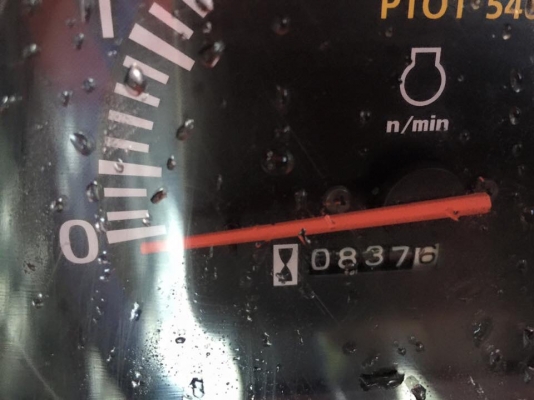 ขายรถไถคูโบต้า L3608 ทำงาน 800ชั่วโมง พร้อมอุปกรณ์ครบชุด สนใจโทร 081-9136451