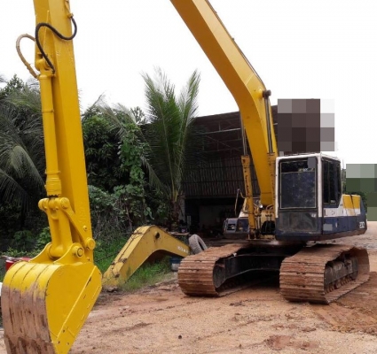 ขายรถแบคโฮบูมยาว Komatsu pc200-5