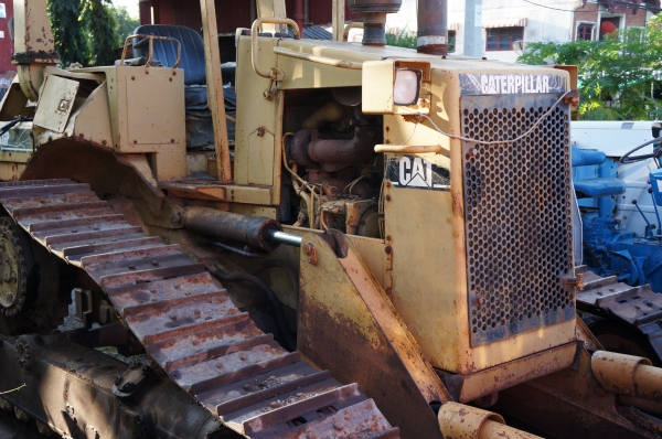 ขายรถดัน CAT D4H -3 พร้อมทะเบียน