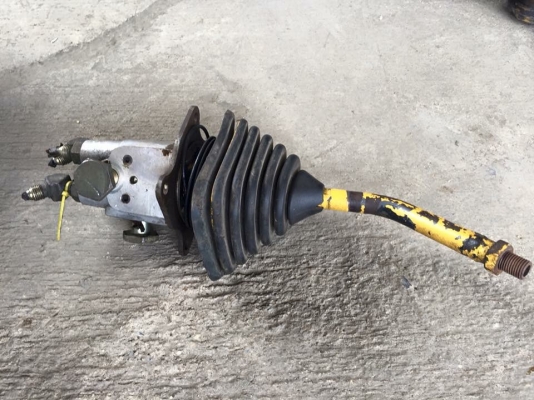 คอลโทรลมือ pc30-7 เช็คนอกญี่ปุ่น