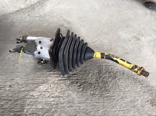 คอลโทรลมือ pc30-7 เช็คนอกญี่ปุ่น