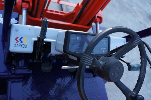 ขายรถยก ฟอร์คคลิฟต์ 3.3 ตัน TOYOTA 5FG33 เก่านอกปรับสภาพแล้วพร้อมใช้งาน