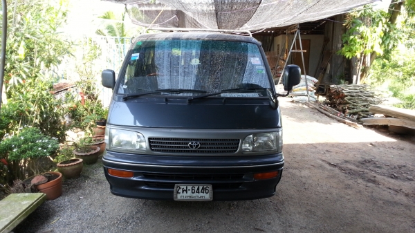 ขายรถตู้ toyota hiaec 215,000 มือแรก