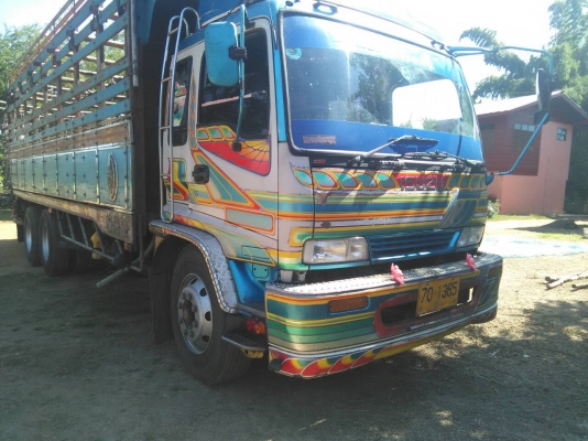 สิบล้อ อีซูซุ DEGA 230โบว์ ปี47 ช่วงยาว 7.50ม สภาพดีสวยพร้อมใช้ ^เอกสารลงเล่มแล้ว^ทะเบียนพร้อมโอน ราคา 725,000บ ต่อรองได้