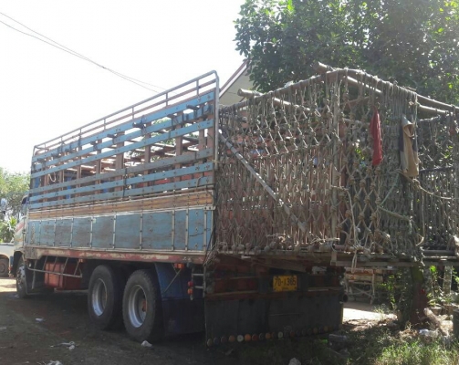 สิบล้อ อีซูซุ DEGA 230โบว์ ปี47 ช่วงยาว 7.50ม สภาพดีสวยพร้อมใช้ ^เอกสารลงเล่มแล้ว^ทะเบียนพร้อมโอน ราคา 725,000บ ต่อรองได้