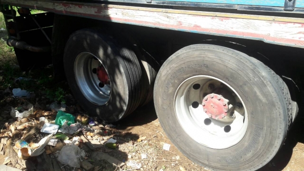 สิบล้อ อีซูซุ DEGA 230โบว์ ปี47 ช่วงยาว 7.50ม สภาพดีสวยพร้อมใช้ ^เอกสารลงเล่มแล้ว^ทะเบียนพร้อมโอน ราคา 725,000บ ต่อรองได้