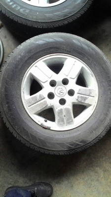 215/70R15 แม๊กวีโก้ ขอบ15 พร้อมยาง BRIDGEST0NE DURAVIS R611 ชุด 4 ล้อ tel.081-427-3941 215/70R15 แม๊กวีโก้ ขอบ15 พร้อมยาง BRIDGEST0NE DURAVIS R611 ชุด 4 ล้อ tel.081-427-3941