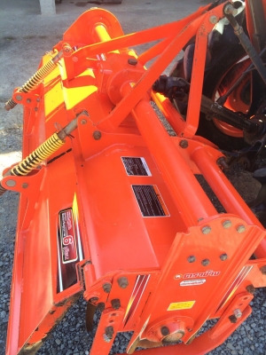 ขายรถไถคูโบต้า L3608 สภาพนางฟ้าพร้อมอุปกรณ์ต่อพร่วงโลเตอร์รีสภาพ90\% สนใจโทร 081-9136451 คุณโบว์