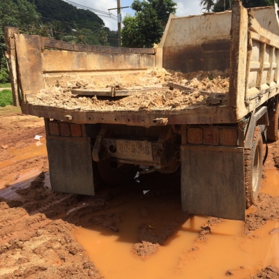 ขายรถบรรทุก 6 ล้อดัมพ์ ISUZU DECA FTR 195 แรงม้าปี 2544 ราคา 660000