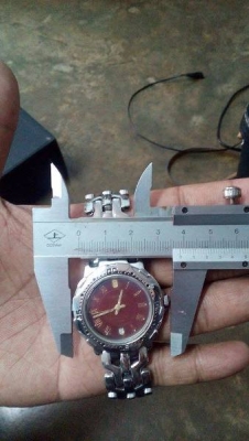 ขายนาฬิกาผู้ชายสายลายก้างปลา