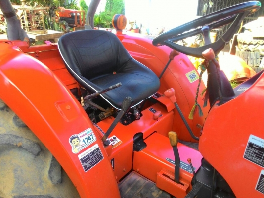 ขายรถไถ KUBOTA L3608 แถมดันหน้าคานบน ทะเบียนพร้อมโอน รถพร้อมใช้งาน ราคา 265,000 รถอยู่ อ.แกลง จ.ระยอง สอบถาม 0818618678,0899347475 มีรถขนส่งบริการทั่วไทย @ ร้าน DC Tractor Rayong