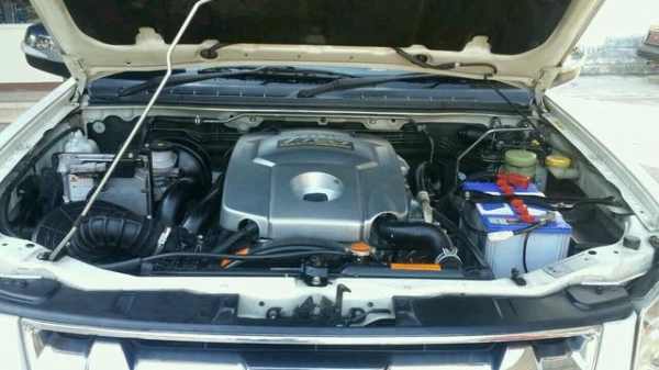 ขายรถ isuzu hilander x-series ปี 2011 ออฟชั่นครบ กล้องหน้ากล้องหลัง navigater แต่งครบชุด