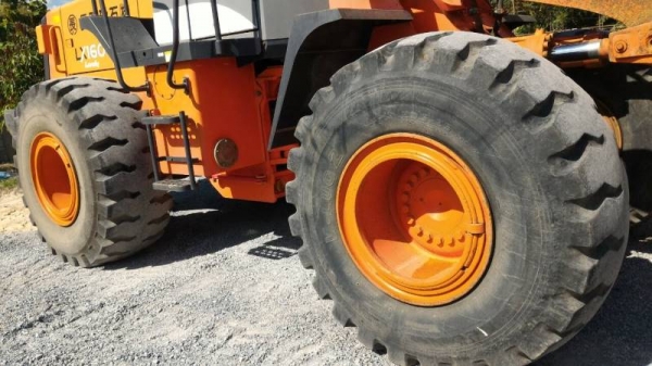 Hitachi LX160-7 เก่าญี่ปุ่น สวย เดิม ขั่วโมงน้อย พร้อมใข้งาน โทร.090-986-2521 อ๊อบ