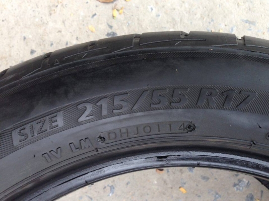 ยาง Bridgstone 215-55-17 ปี 14 2 เส้น สภาพสวยๆไม่ปะไม่บวมดอกยางเหลือเยอะวิ่งใด้อีกนานค่ะ ยาง Bridgstone 215-55-17 ปี 14 2 เส้น สภาพสวยๆไม่ปะไม่บวมดอกยางเหลือเยอะวิ่งใด้อีกนานค่ะ