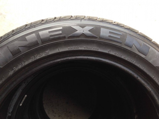ยาง NEXEN 225 - 55 -17 ปี 13 2 เส้น สภาพสวยๆไม่ปะไม่บวมดอกยางเหลือเยอะวิ่งใด้อีกนานค่ะ
