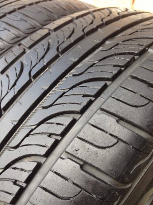 ยาง NEXEN 225 - 55 -17 ปี 13 2 เส้น สภาพสวยๆไม่ปะไม่บวมดอกยางเหลือเยอะวิ่งใด้อีกนานค่ะ