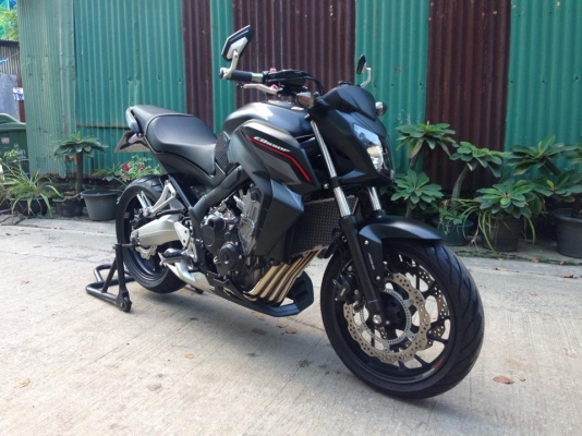 Honda CB650F สีดำ ปี 2014 วิ่ง 2,000 โล