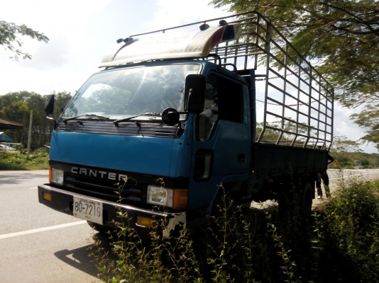 ขายรถบรรทุก 6 ล้อกระบะรั้ว MITSUBISHI 100 แรงม้า กระบะยาว 4.50 เมตร ราคา 180000