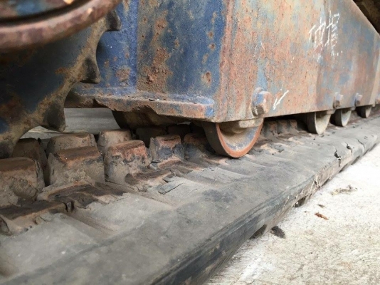 Komatsu pc30-6 รถนอกนำเข้าจากญี่ปุ่น พร้อมใช้งาน Komatsu pc30-6 รถนอกนำเข้าจากญี่ปุ่น พร้อมใช้งาน