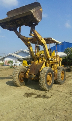 ขายรถตัก JH60 สภาพสวยพร้อมใช้งาน เครื่องดีปั้มแรง ยางพร้อมใช้งาน รถโดยรวมพร้อมใช้เลยครับ เอกสารสัญญาซื้อขาย