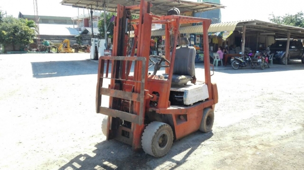 ==== SOLD ==== โฟล์คลิฟ TOYOTA 3 FD 18 เครื่องดีเซล ยก 1.5 ตัน สูง 4.7 เมตร (ไม่มีงา)