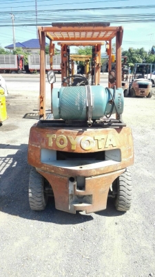 Sell>> โฟล์คลิฟ TOYOTA 4 FG GL 20 เบนซิน ล้อหน้าคู่ ติดแก๊ส ยก 2 ตัน สูง 3 เมตร สวยๆขับดี พร้อมใช้งาน.