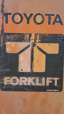 Sell>> โฟล์คลิฟ TOYOTA 4 FG GL 20 เบนซิน ล้อหน้าคู่ ติดแก๊ส ยก 2 ตัน สูง 3 เมตร สวยๆขับดี พร้อมใช้งาน.